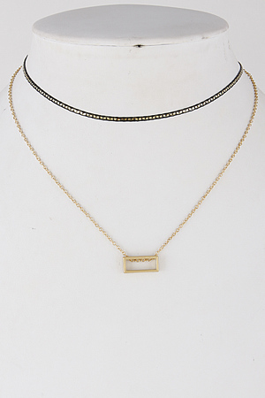 Multi Choker Layer With Stud And Rectangle 6IBH7